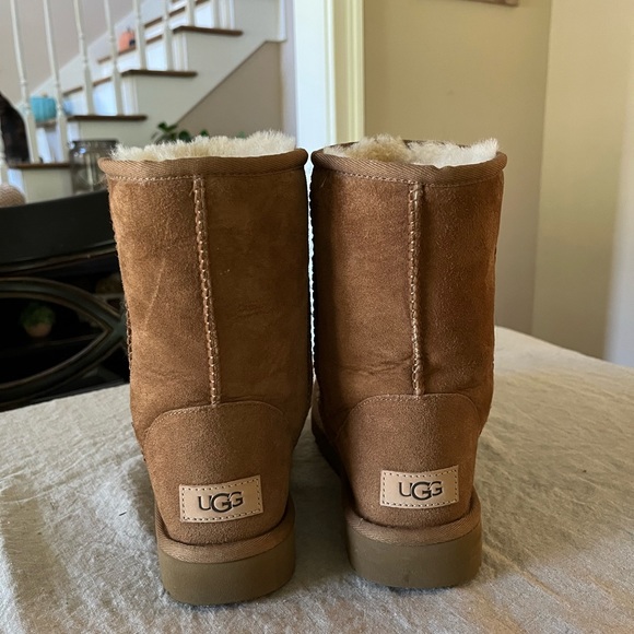 UGG | Shoes | Chestnut Womens Uggs Size 